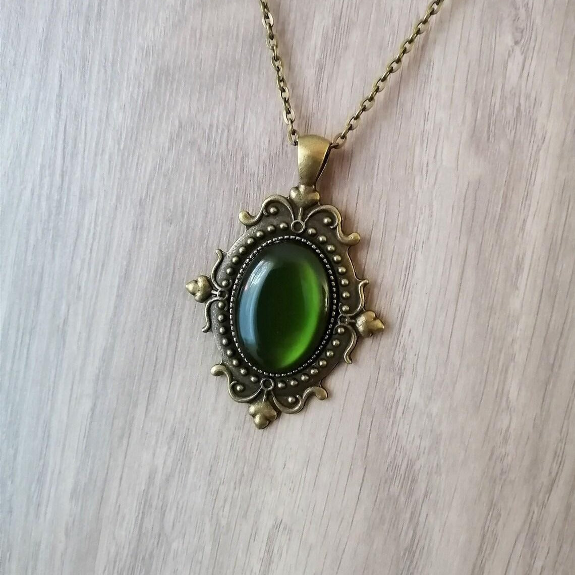 Gothic Vintage Bronze Pendant Necklace Personality